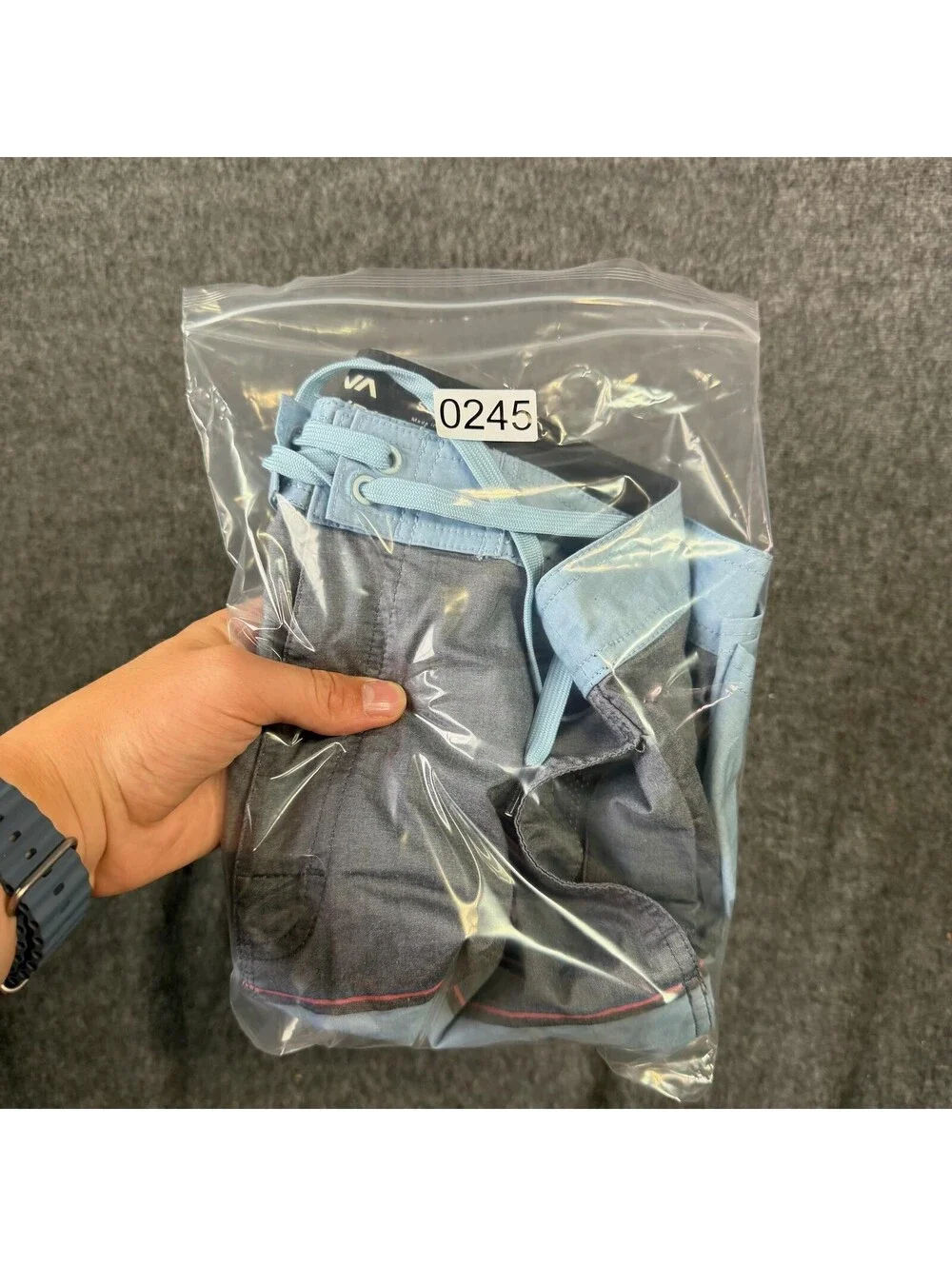 RVCA Board Swim Shorts Mens 36 Blue Gray Colorblock Drawstring Back Pocket